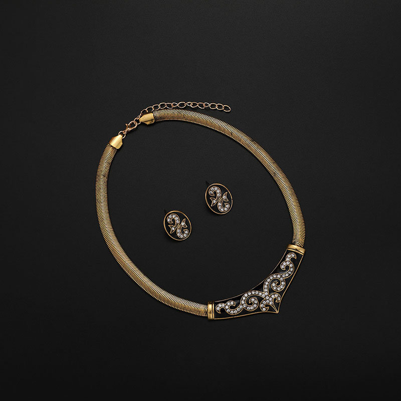 Vintage Gold Chain Necklace Rhinestone Enamel Earrings Luxury Wedding Bridal Jewelry Sets for Women