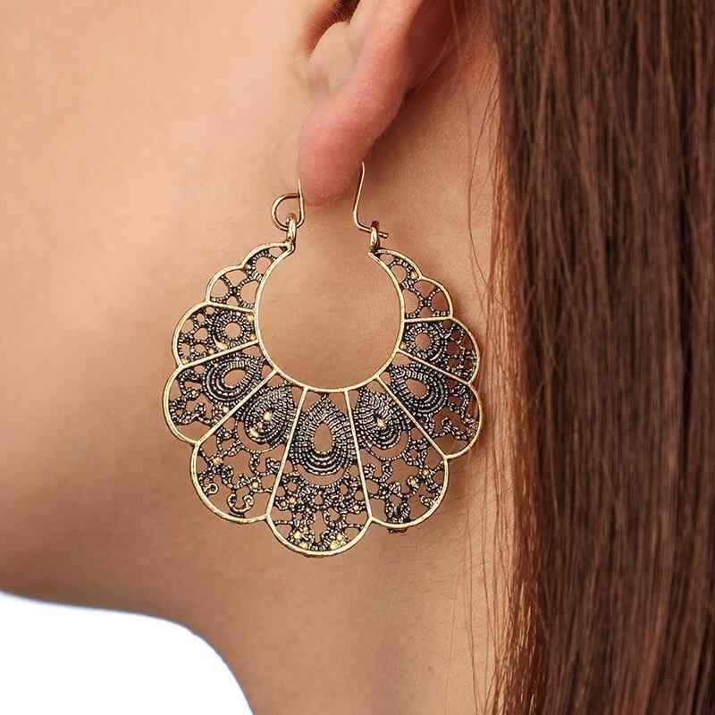 Vintage Metal Hollow Fan-shaped Earrings Ethnic Geometric Flower Carved Drop Pendant Big Earring