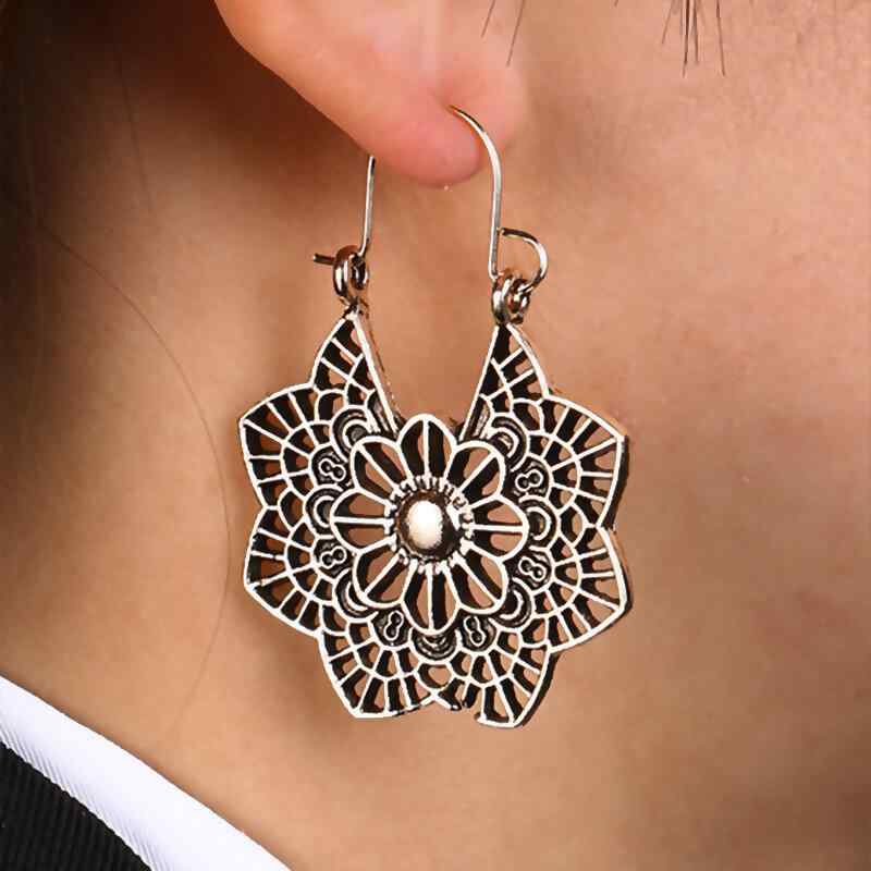 Vintage Metal Hollow Fan-shaped Earrings Ethnic Geometric Flower Carved Drop Pendant Big Earring